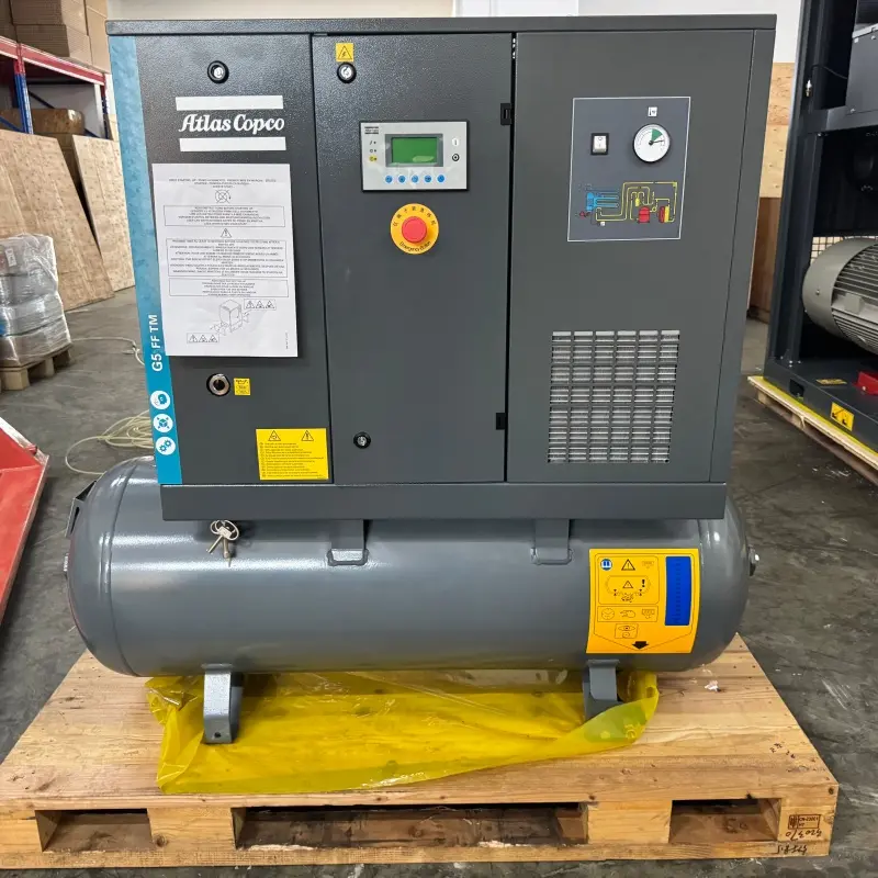 அட்லஸ் காப்கோ G5 FF எண்ணெய் உட்செலுத்தப்பட்ட திருகு அமுக்கி 5.5 kW 7.5 HP ஒருங்கிணைந்த உலர்த்தி உண்மையானது